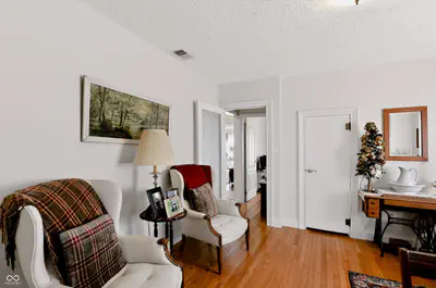 9510 235th Street, Cicero - 27