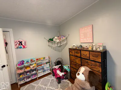 635 High Street, Versailles - 10