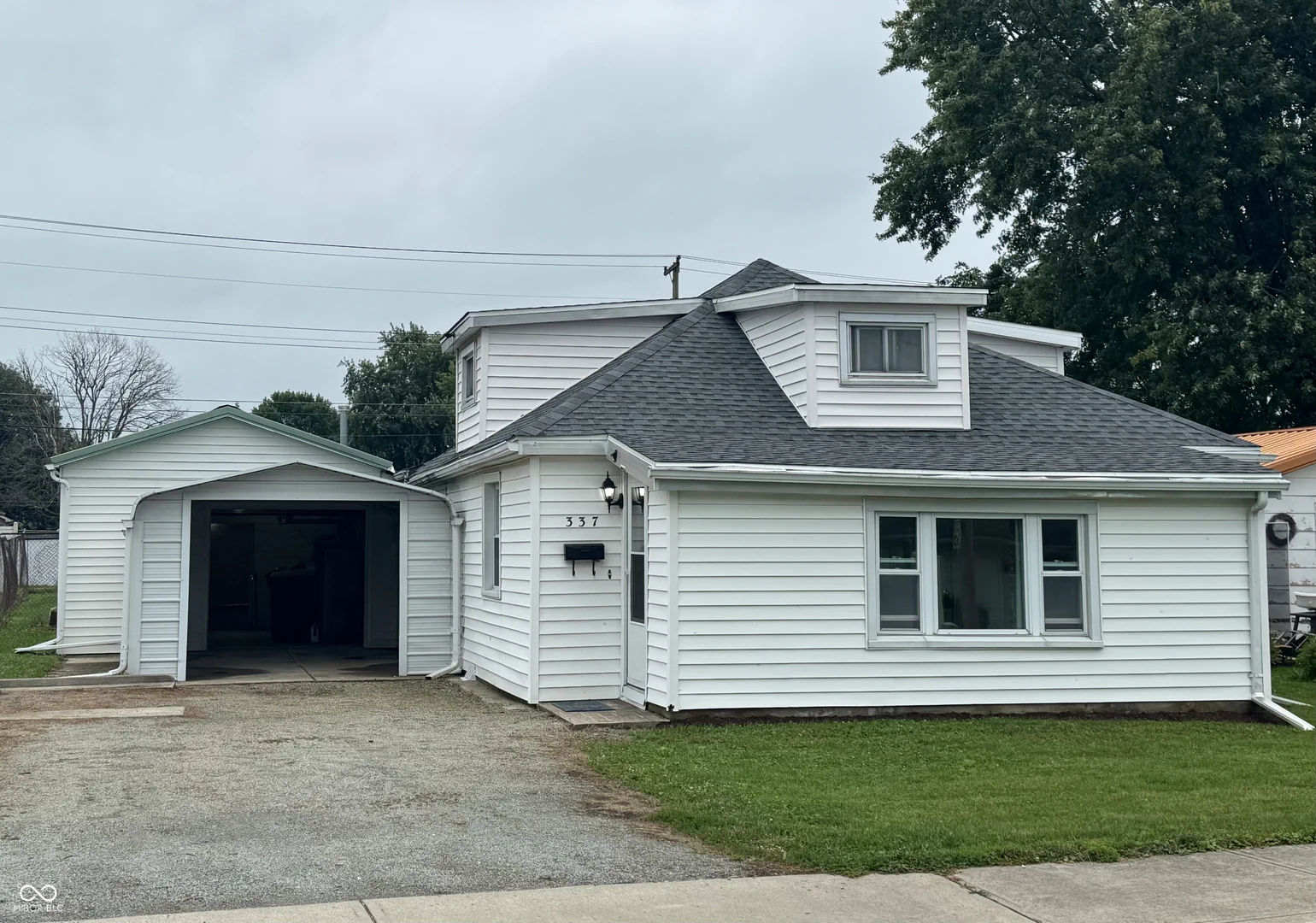337 Sweetland Avenue, Tipton