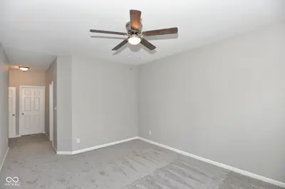 6582 Giles Boulevard, Whitestown - 14