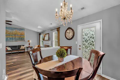 2055 Autumn Faith Way, Avon - 8