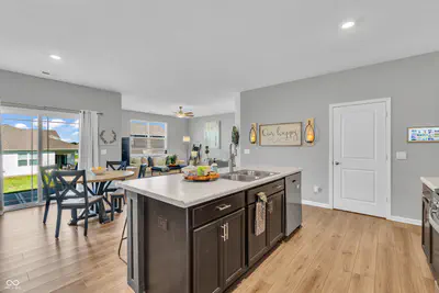 2964 W Patchwork Drive, Monrovia - 6