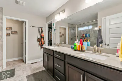 10549 Vermillion, Fortville - 35