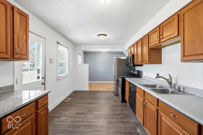 4609 Shelbyville Road, Indianapolis - 10