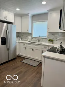 15007 Bluff Road, Edinburgh - 17