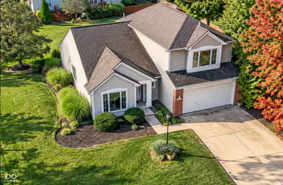 8921 Woodlark Drive, Fishers