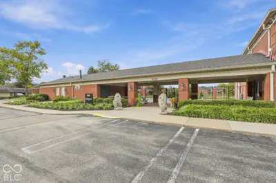 7435 Lions Head #C, Indianapolis - 43