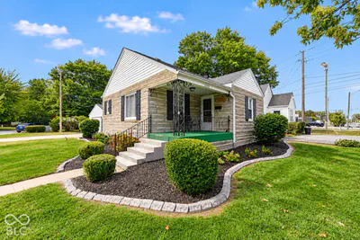1828 Lynhurst Drive, Indianapolis