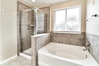 11249 Candice Drive, Fishers - 34