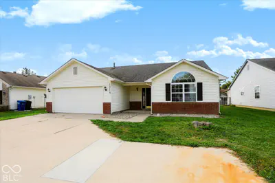 1219 McKay Road, Shelbyville