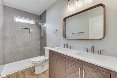1306 Saint Clair Street, Indianapolis - 39