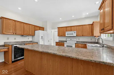 3795 Cole Court, Carmel - 33