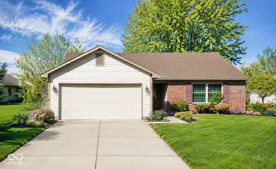 1064 Lake Drive, Brownsburg