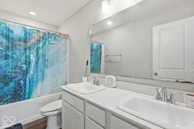 7743 Fairwood Boulevard, Plainfield - 26