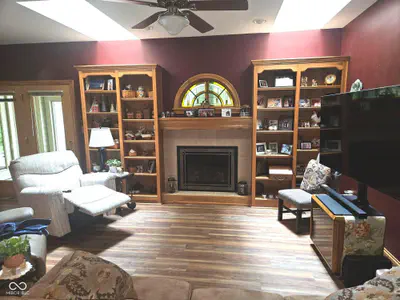 1755 Walnut Trace, Greenfield - 13