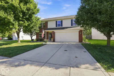 16665 Greensboro Drive, Westfield - 2