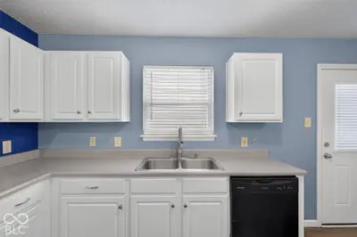 12676 Justice Crossing, Fishers - 12