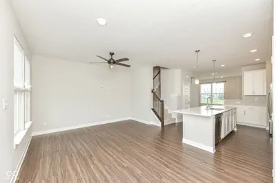 17276 Henslow Drive, Westfield - 8