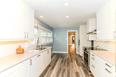 1000 E 81st Street, Indianapolis - 18