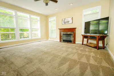 8461 Vine Maple Way, Indianapolis - 17