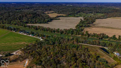 13290 E River Road, Shoals - 5