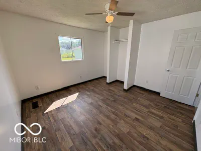 611 E Linda Layne, Muncie - 17