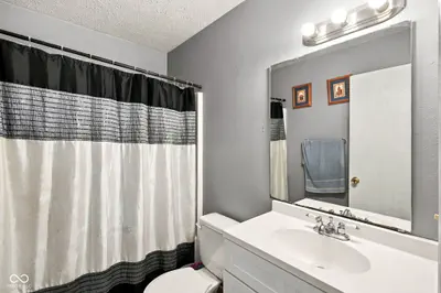 5515 N Bluegrass Circle, Lafayette - 12