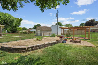 885 Broadway North Drive, Plainfield - 56