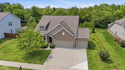 8922 Springview Drive, McCordsville - 2