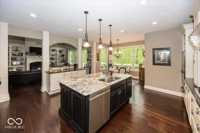 8809 William Penn Circle, Indianapolis - 32