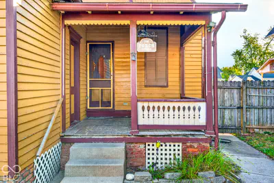 625 Chestnut Street, Seymour - 49