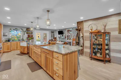 806 Walnut Drive, Rockville - 35