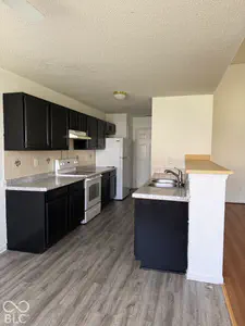 8113 Maple Stream Lane, Indianapolis - 4