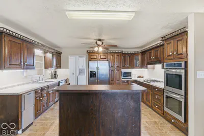9483 950, Waldron - 5