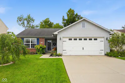 2915 Driving Wind Way, Indianapolis