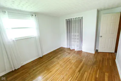 10725 Edgewood Avenue, Indianapolis - 34
