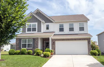 4860 Safford Drive, New Palestine - 2
