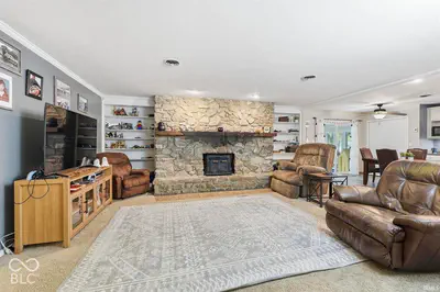 8301 Santa Barbara Drive, Muncie - 9