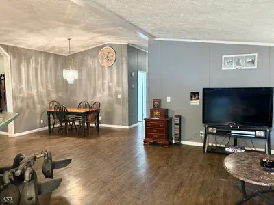 928 S Broadway Street, Pendleton - 6