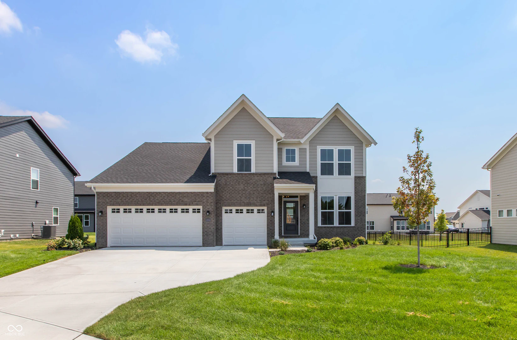 12001 Water Bluff Place, Fishers