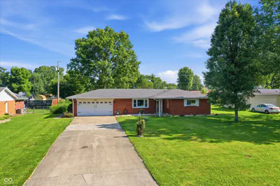 4204 Cragmont Drive, Indianapolis