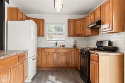 407 Walnut Street, Frankton - 13
