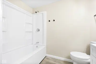 420 Redwood Drive, Seymour - 25