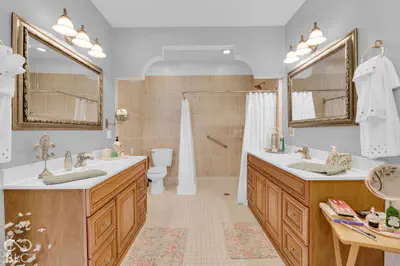 11845 Civic Circle, Mooresville - 18