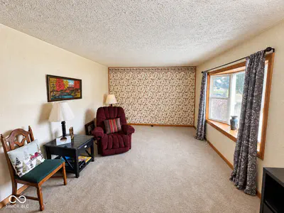 5498 Main Street, Avon - 3