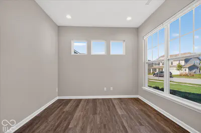 368 Tamarack Larch Boulevard, Cicero - 4