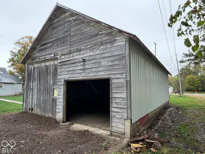 202 S Main Street, Kennard - 46