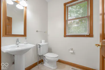 725 Greystone Court, Columbus - 33