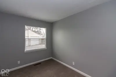19 Lynwood Drive, Whiteland - 11