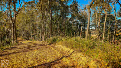 13290 E River Road, Shoals - 28